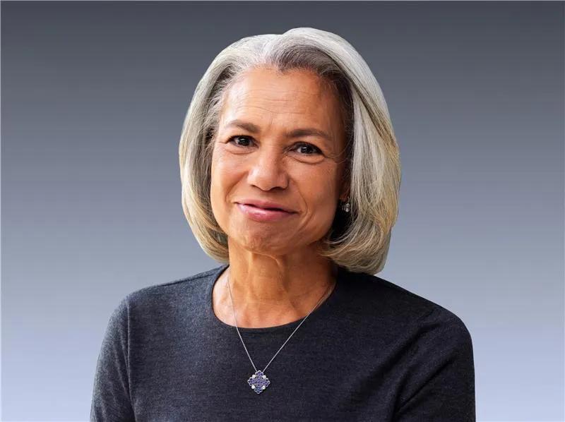 edith cooper headshot-2