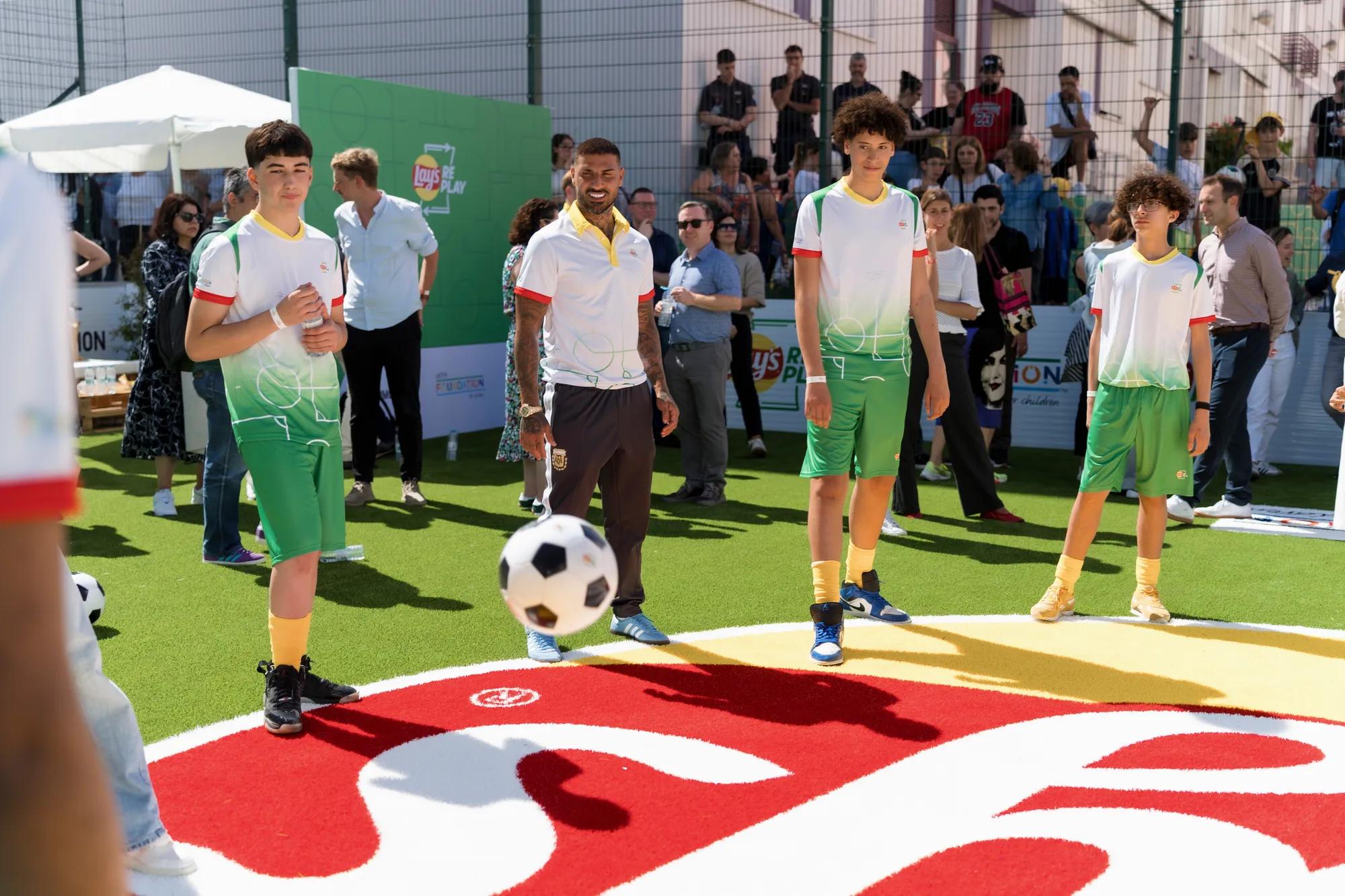 UCL_quaresma_youth_group_soccer