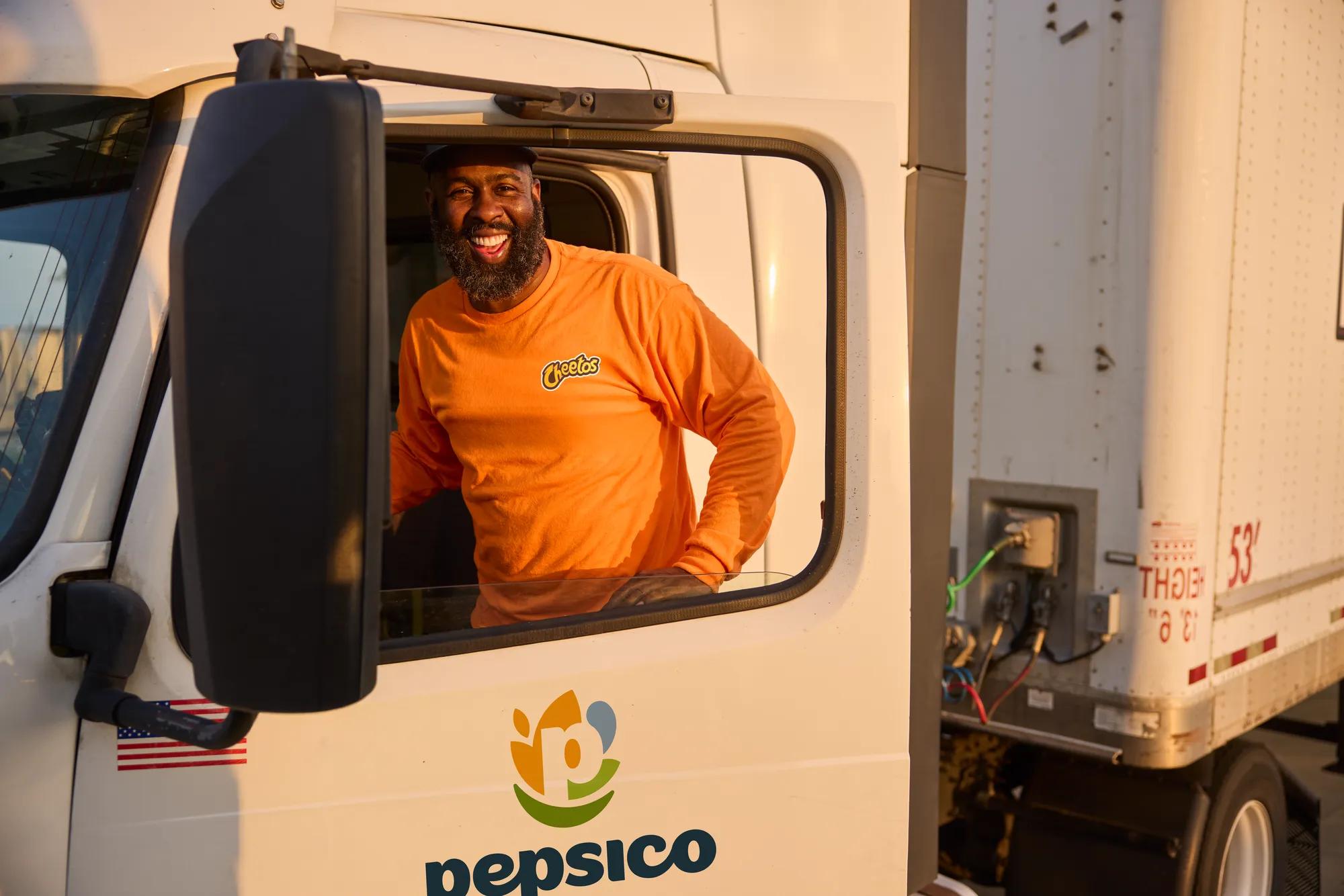 PepsiCo-Photography-Associate-Frontliner-Hi_Res-0392